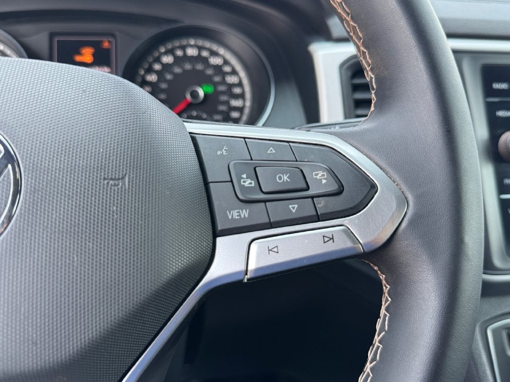 2021 Volkswagen Atlas Cross Sport 2.0T SE w/Technology