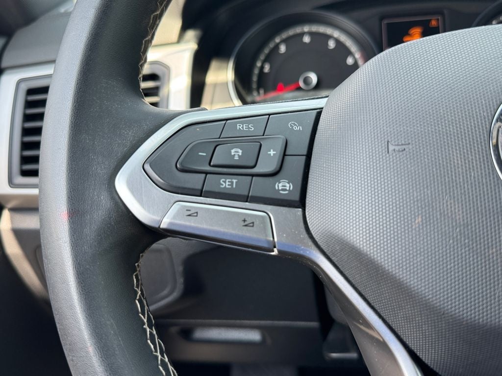 2021 Volkswagen Atlas Cross Sport 2.0T SE w/Technology