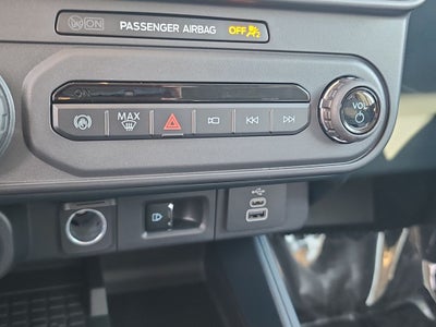 2025 Ford Maverick Lobo High