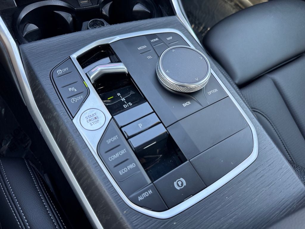 2023 BMW 3 Series 330i xDrive
