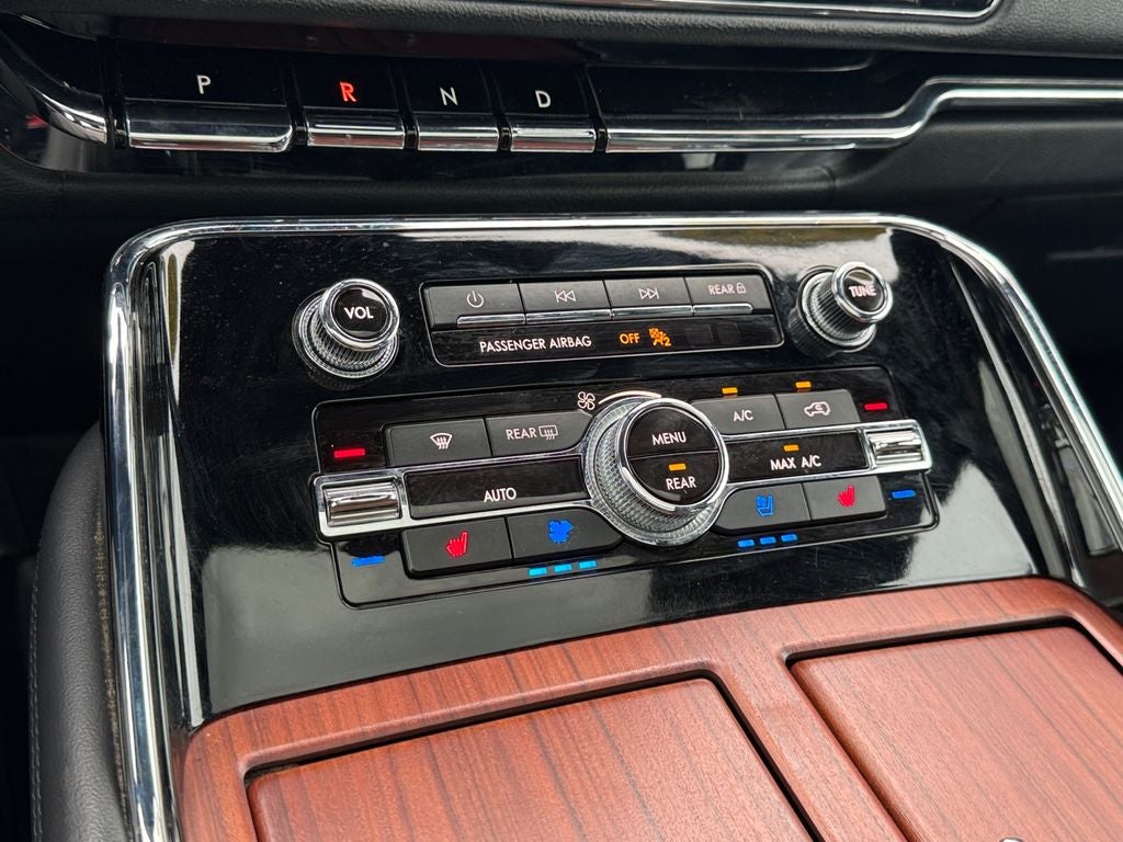 2023 Lincoln Navigator L Reserve