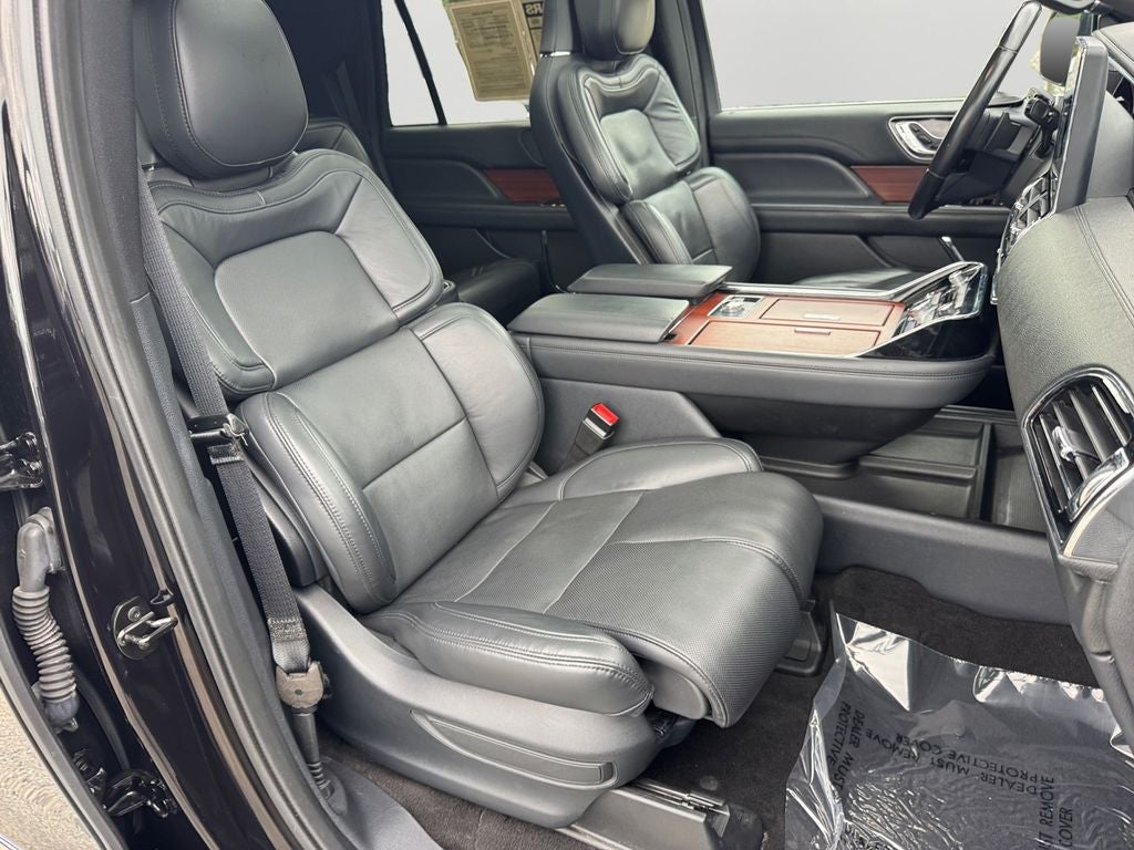 2023 Lincoln Navigator L Reserve