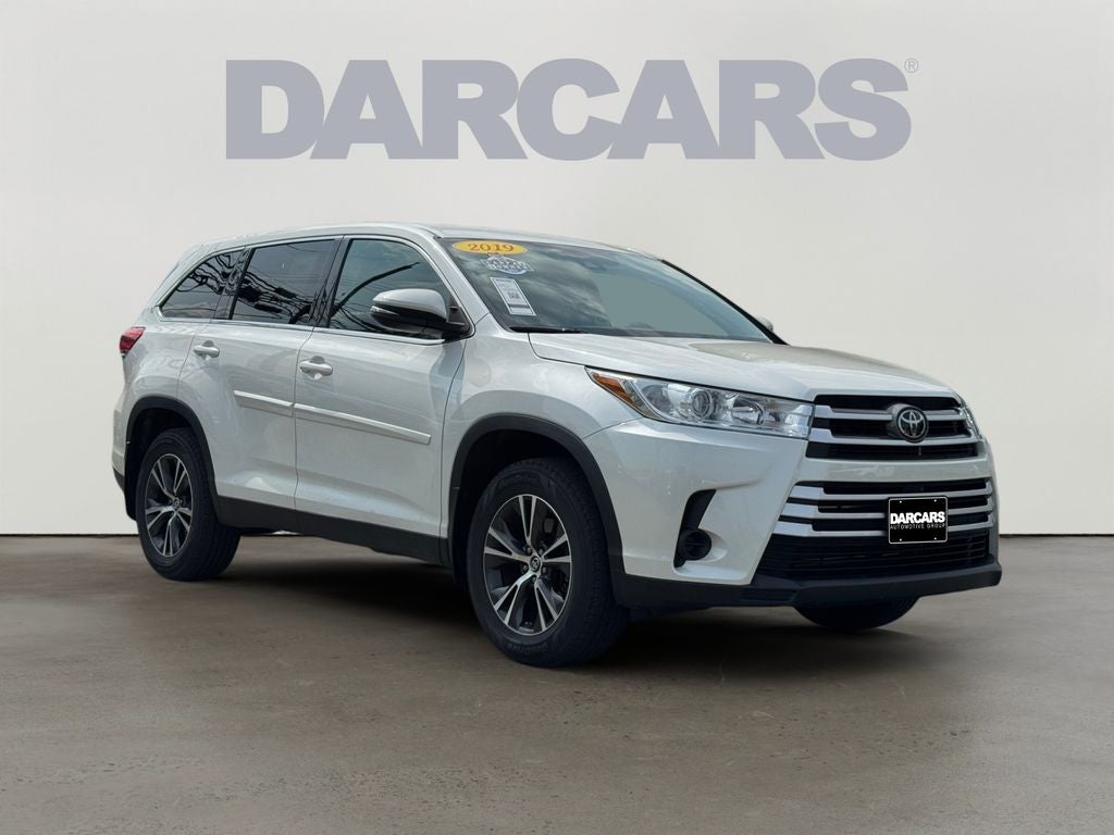 2019 Toyota Highlander LE