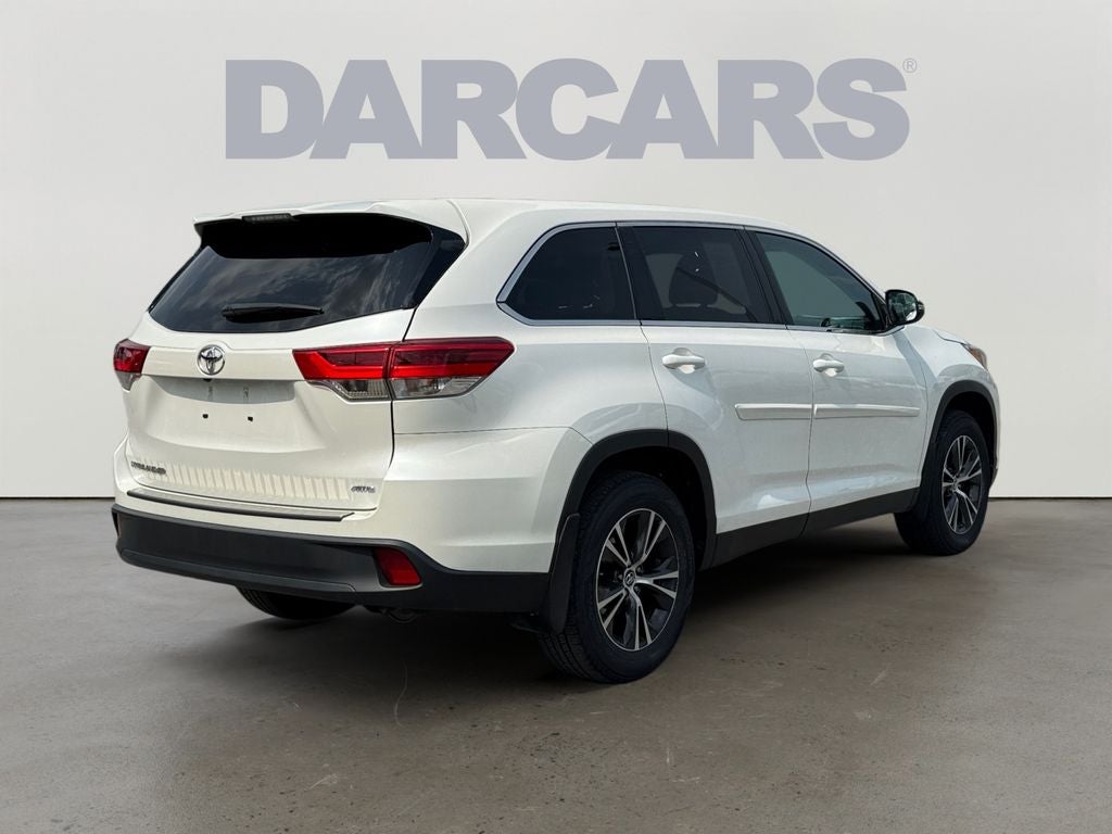 2019 Toyota Highlander LE