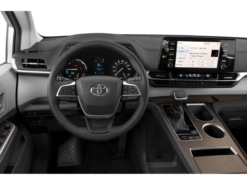 2022 Toyota Sienna XLE 7 Passenger