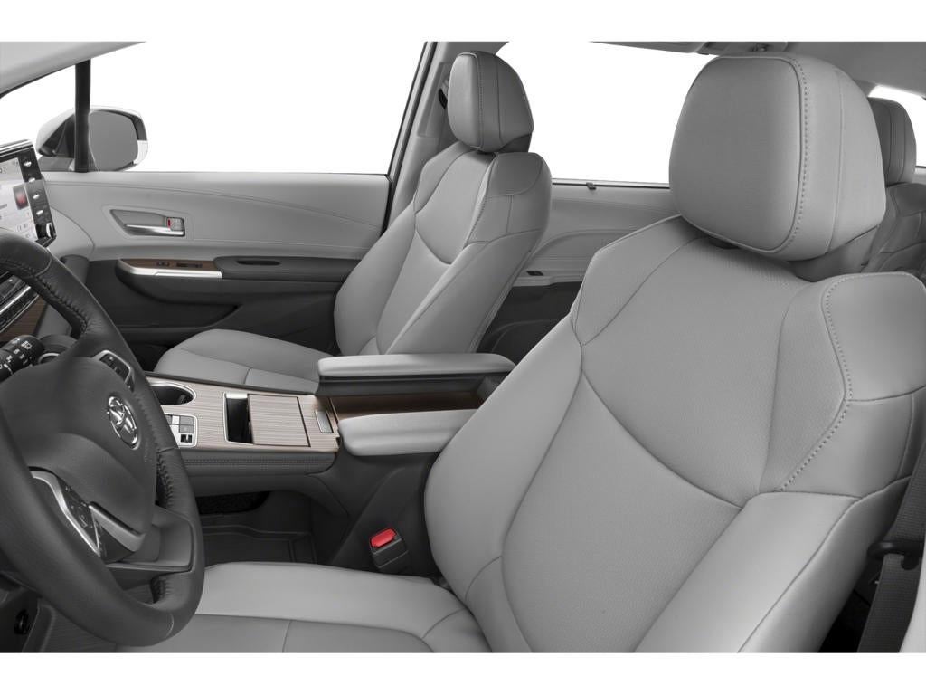 2022 Toyota Sienna XLE 7 Passenger