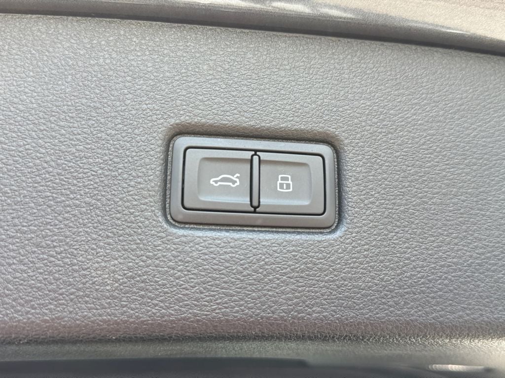 2024 Audi Q5 Sportback 45 S line Premium quattro