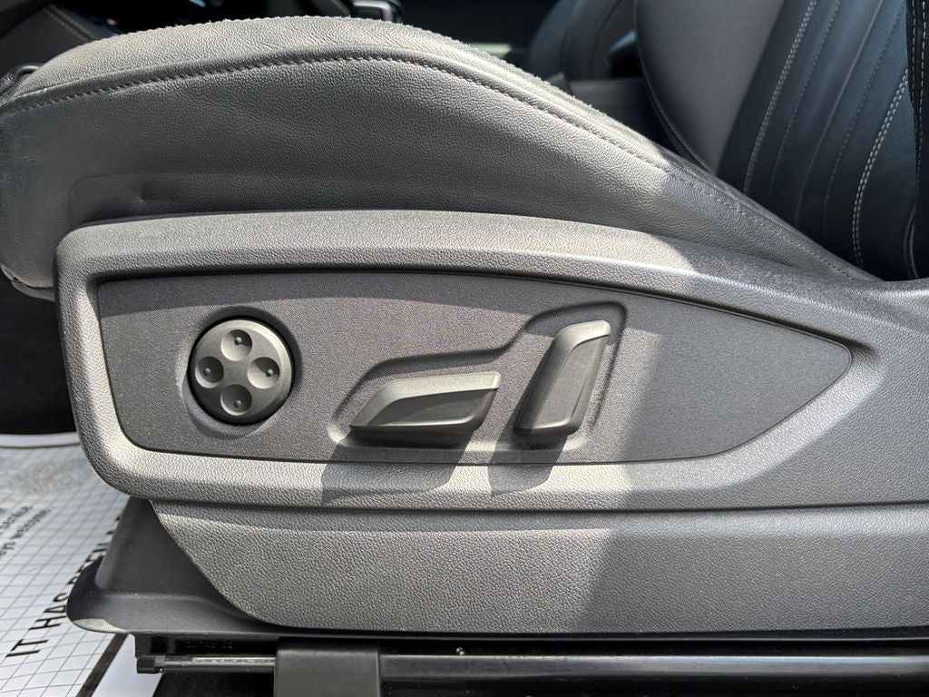 2024 Audi Q5 45 S line Premium quattro
