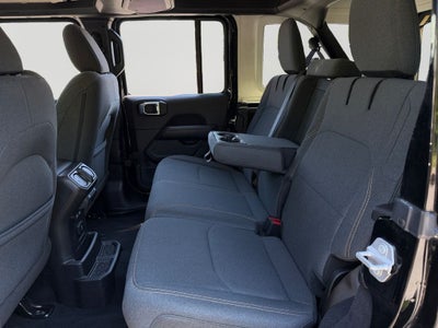 2025 Jeep Wrangler Sahara 4xe / One Owner / Preferred Package