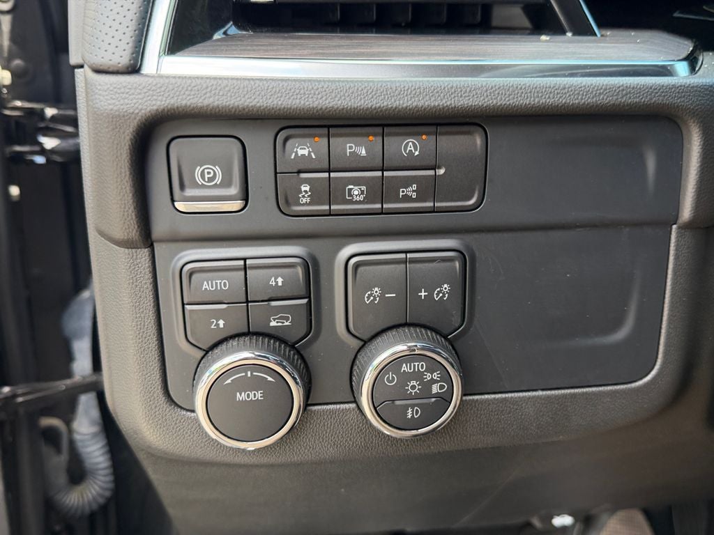 2025 Chevrolet Tahoe Premier / One Owner