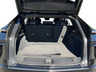 2024 Cadillac LYRIQ Luxury / One Owner