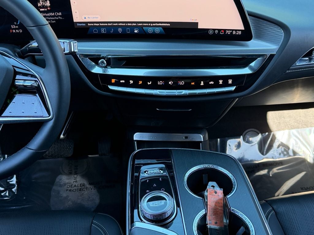 2024 Cadillac LYRIQ Luxury / One Owner