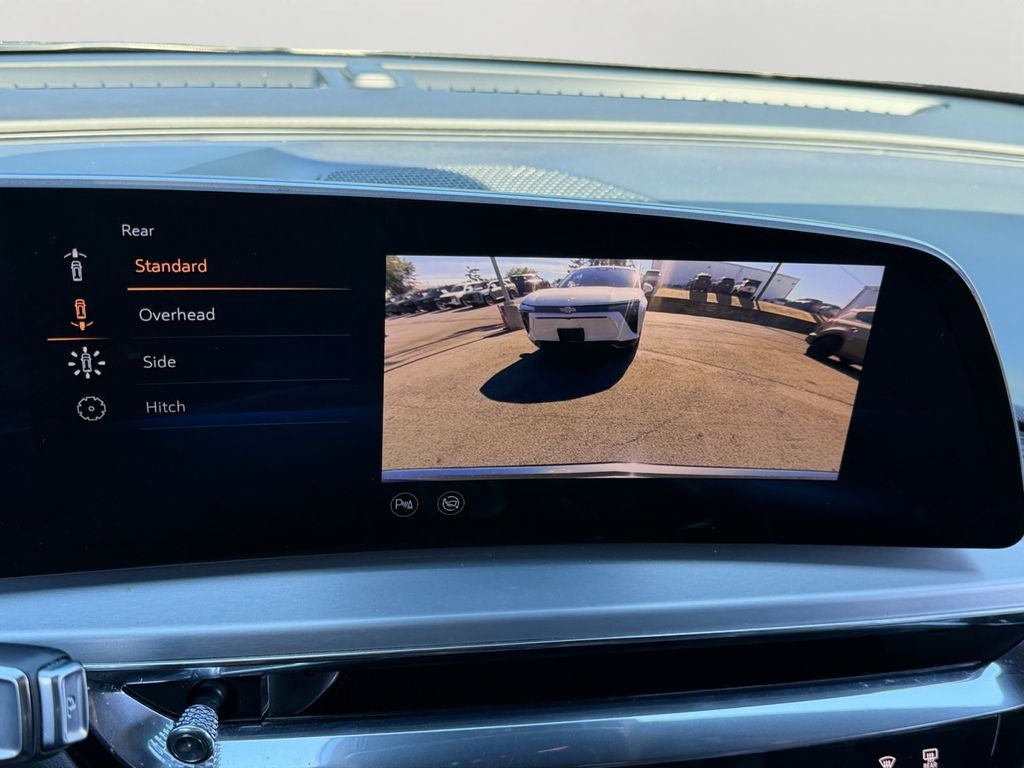 2024 Cadillac LYRIQ Luxury / One Owner