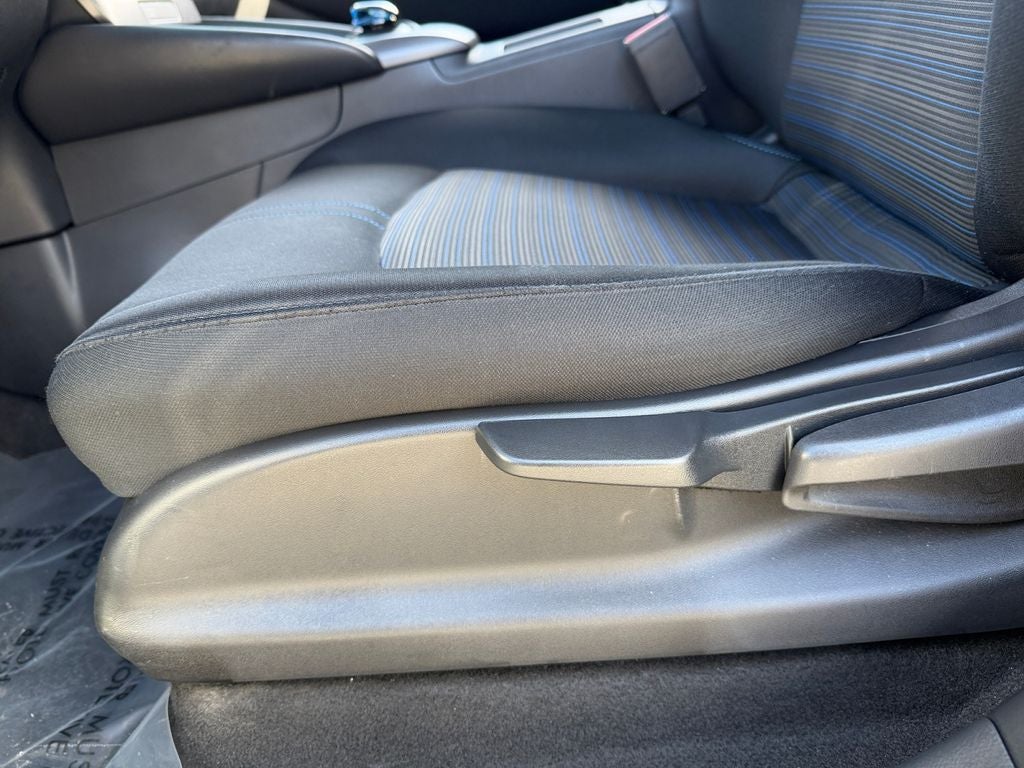 2022 Nissan Leaf S / One Owner /