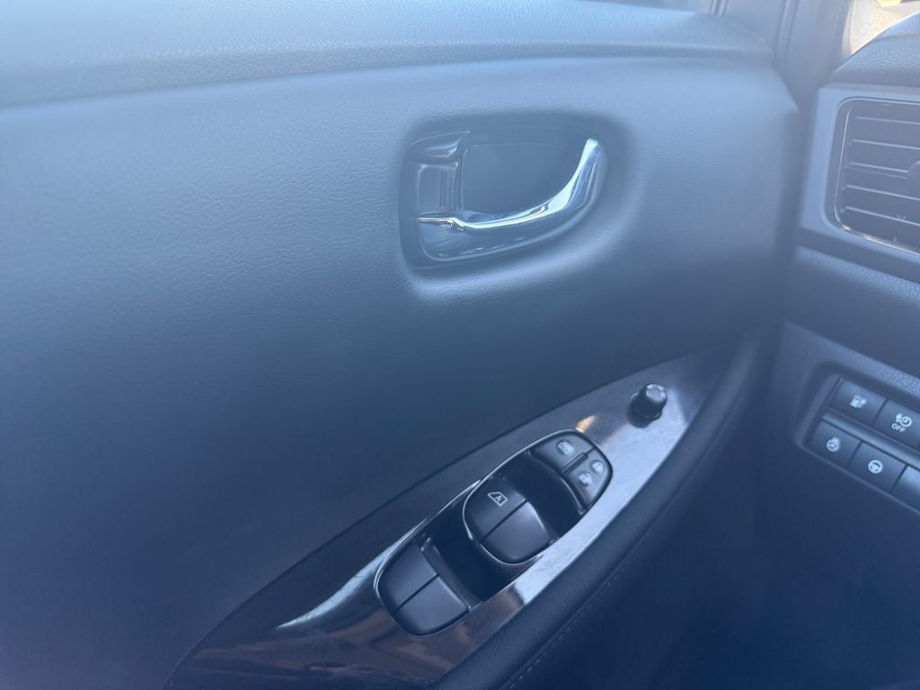2023 Nissan Leaf SV Plus