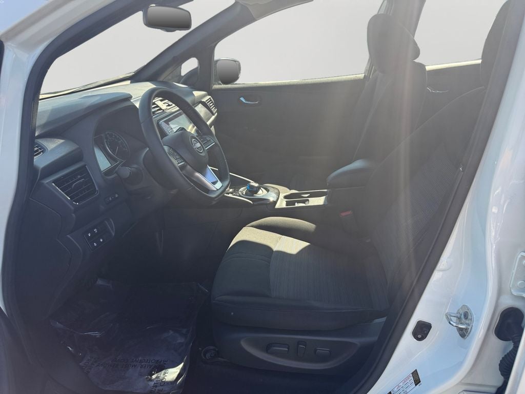 2023 Nissan Leaf SV Plus