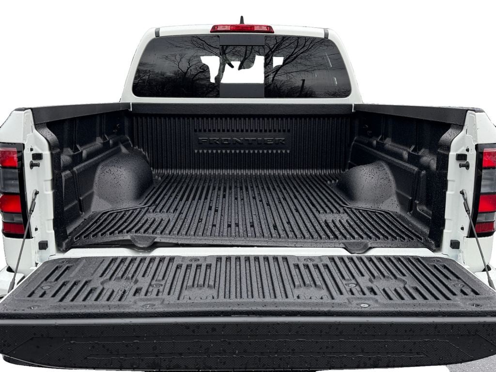 2026 Nissan Frontier SV / Dark Armor Package
