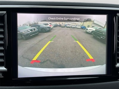 2023 Chrysler Pacifica Touring L One Owner / Preferred Package / New Tires / New B