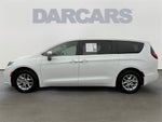 2023 Chrysler Pacifica Touring L One Owner / Preferred Package / New Tires / New B