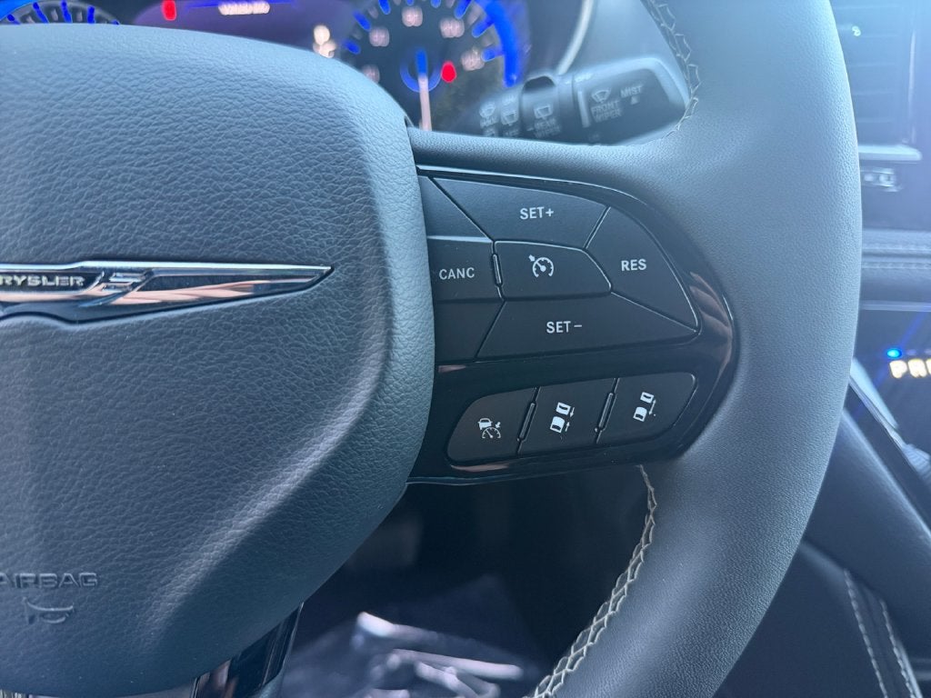 2025 Chrysler Pacifica Limited