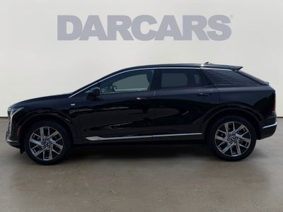 2025 Cadillac OPTIQ Luxury 2
