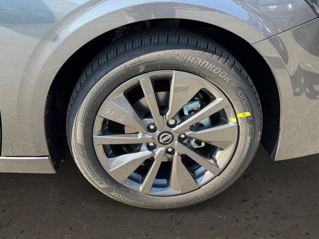 2026 Nissan Sentra SL