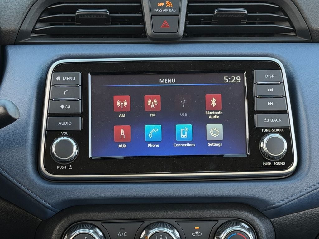 2025 Nissan Versa 1.6 SV