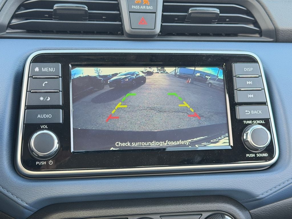 2025 Nissan Versa 1.6 SV