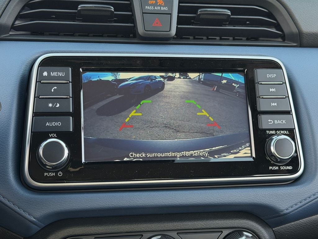 2025 Nissan Versa 1.6 SV