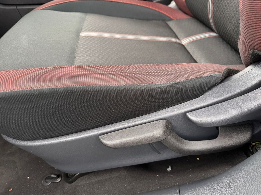 2024 Nissan Versa 1.6 SR