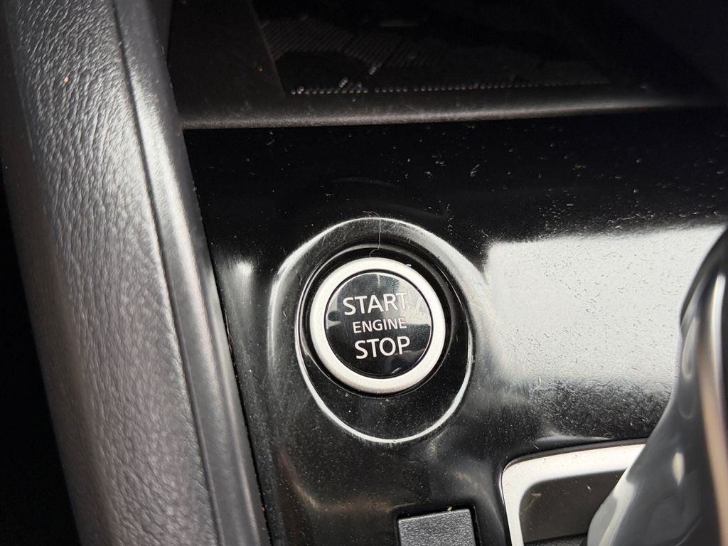 2024 Nissan Versa 1.6 SR