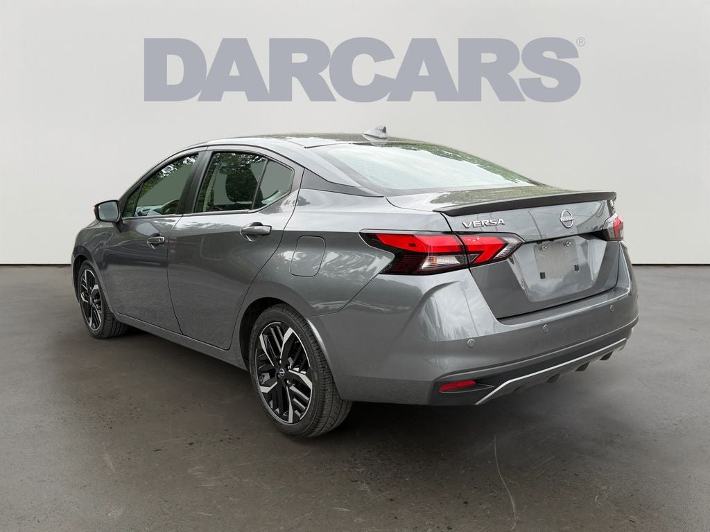2024 Nissan Versa 1.6 SR