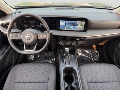 2025 Nissan Kicks SV / One Owner / Premium Package