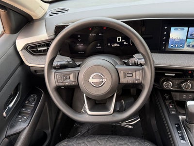 2025 Nissan Kicks SV / One Owner / Premium Package