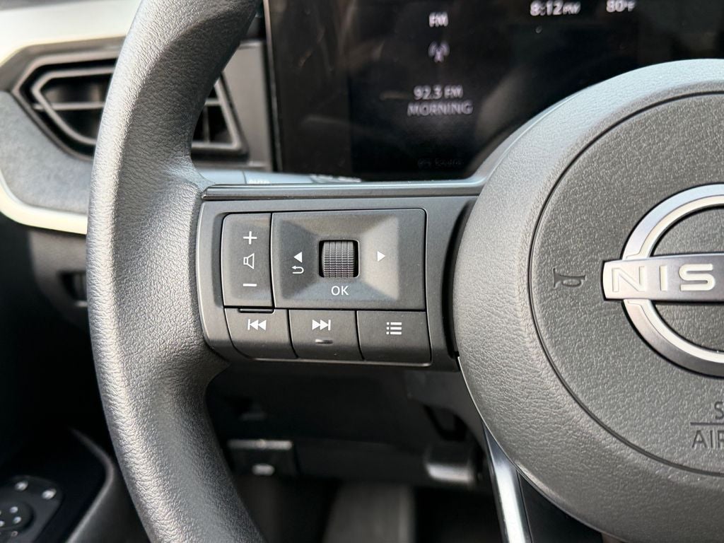 2025 Nissan Kicks SV / One Owner / Premium Package