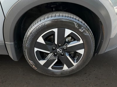 2025 Nissan Kicks SV / One Owner / Premium Package