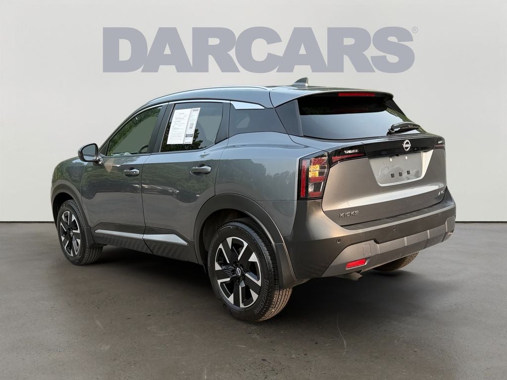 2025 Nissan Kicks SV / One Owner / Premium Package
