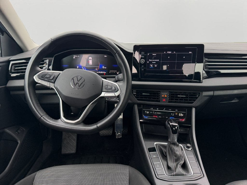 2025 Volkswagen Jetta 1.5T S / One Owner