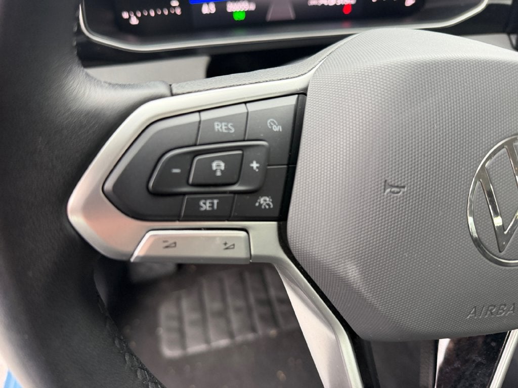 2025 Volkswagen Jetta 1.5T S / One Owner