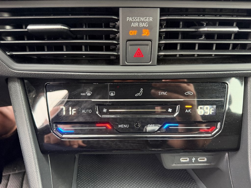 2025 Volkswagen Jetta 1.5T S / One Owner