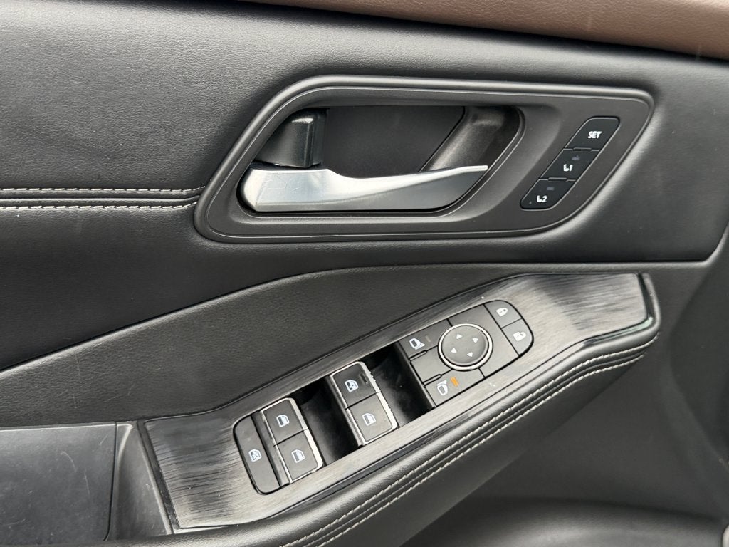 2022 Nissan Rogue SL