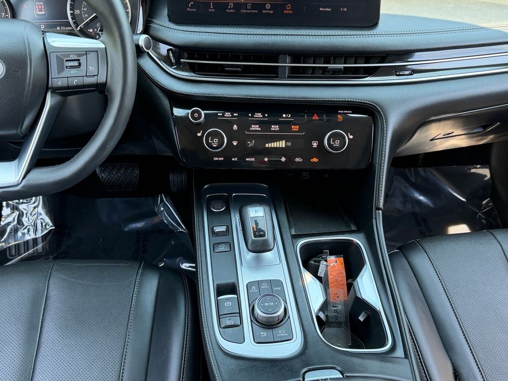 2023 INFINITI QX60 PURE