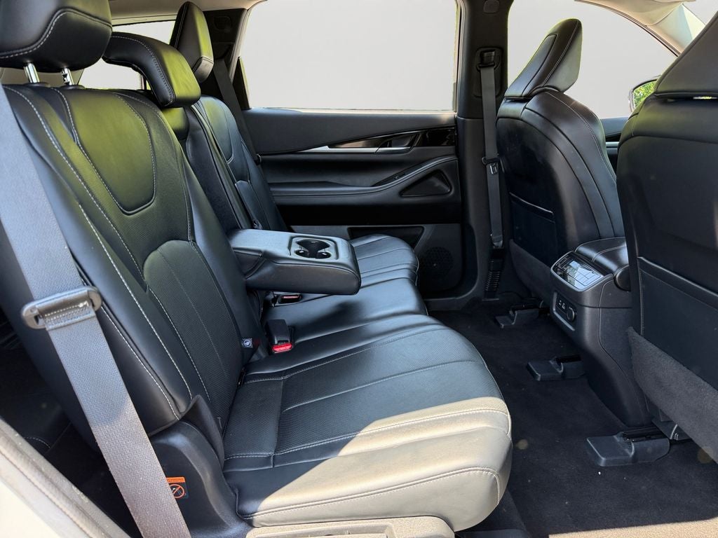 2023 INFINITI QX60 PURE
