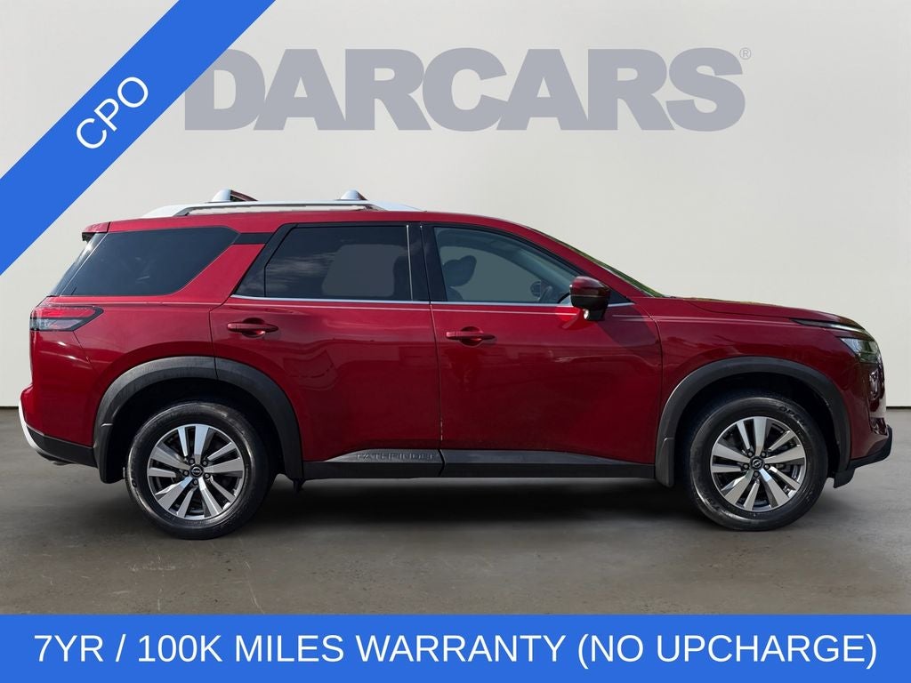 2023 Nissan Pathfinder SL
