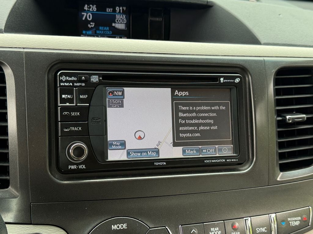 2014 Toyota Sienna XLE 8 Passenger