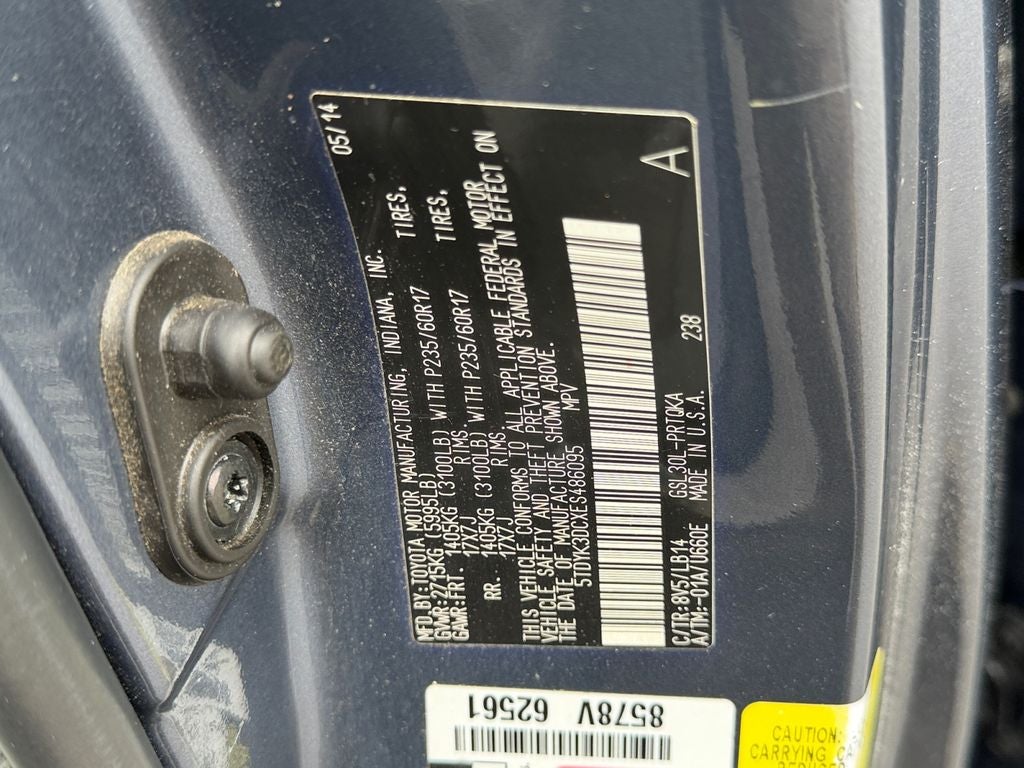 2014 Toyota Sienna XLE 8 Passenger
