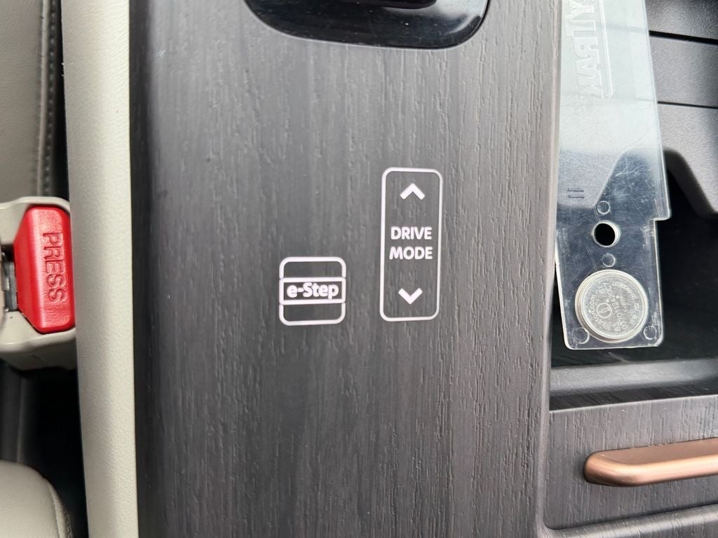 2023 Nissan Ariya ENGAGE / One Owner