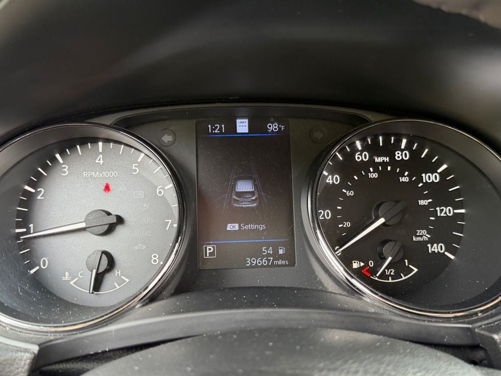2021 Nissan Rogue Sport SL / One Owner
