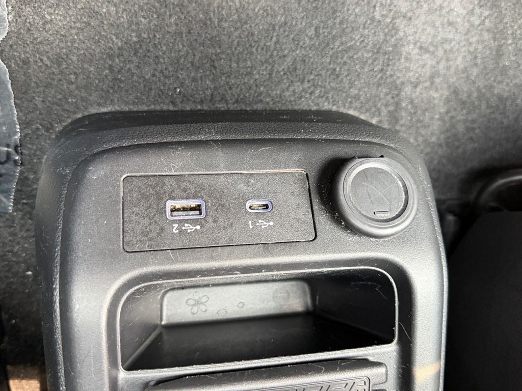 2024 Nissan Ariya ENGAGE e-4ORCE / One Owner