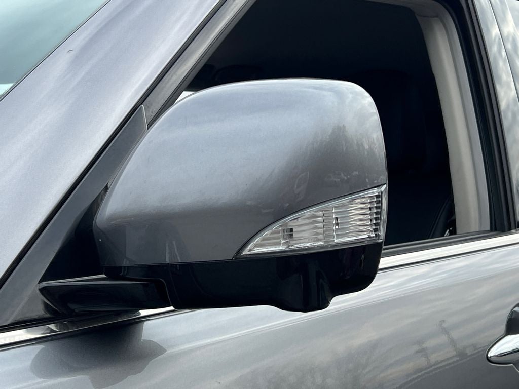 2024 Nissan Armada SL / One Owner / 4WD / Clean Carfax